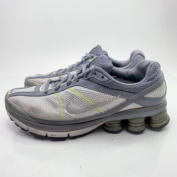 Nike Shox Turmoil 2 Women’s Size 10 Grey White Athletic Running Shoes 389568-100 - Picture 4 of 10